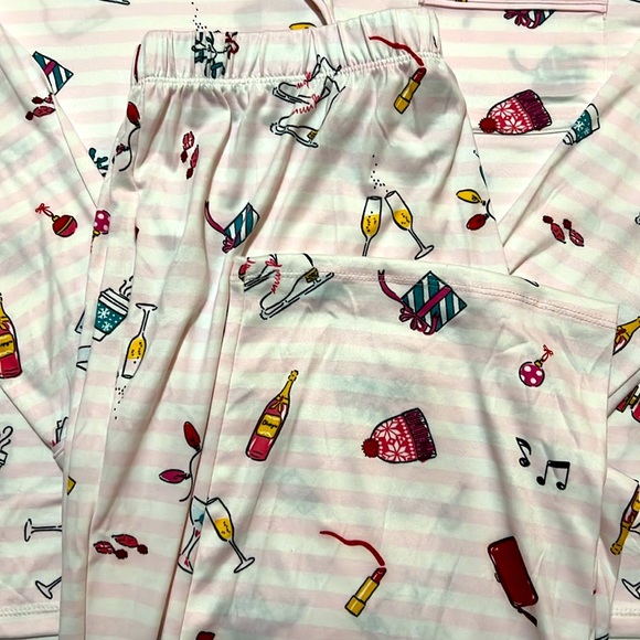 Kate Spade Long 2Pcs Festive Fun Notch Collar Pajama Set Pink - Picture 4 of 8